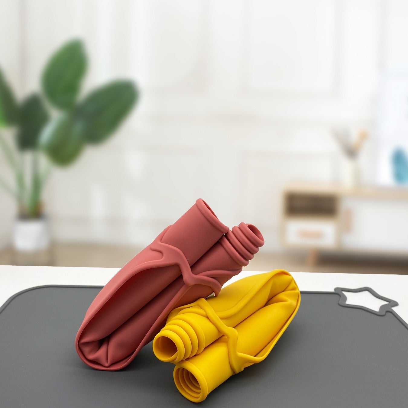 Mess-Free Meals with Our Soft Silicone Baby Placemat